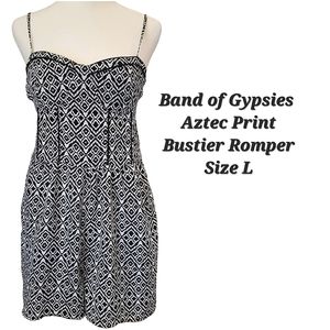 Band of Gypsies Aztec Bustier Black White Romper Size Large | Shorts Jumpsuit